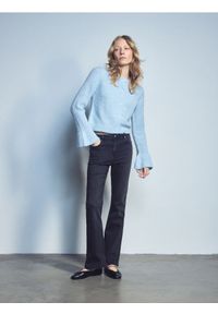 Reserved - Jeansy flare - czarny. Kolor: czarny #1