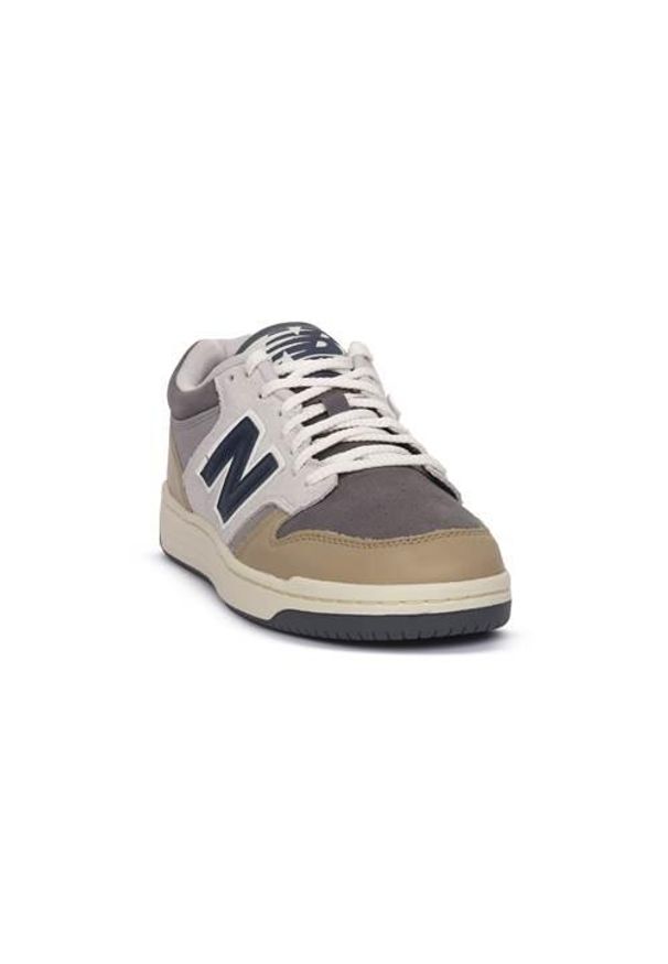 Buty do chodzenia męskie New Balance BB480LGB. Kolor: wielokolorowy. Materiał: skóra. Szerokość cholewki: normalna. Sport: turystyka piesza