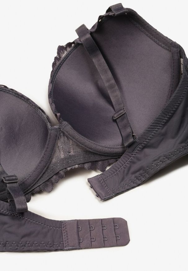 Born2be - Szaro-Różowy Biustonosz Ozdobiony Koronką i Cyrkoniowym Sercem Fannel. Kolor: szary. Materiał: koronka. Rodzaj stanika: odpinane ramiączka. Wzór: aplikacja, koronka