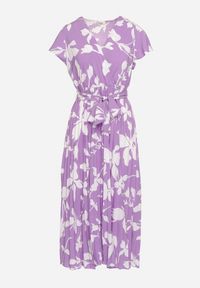 Born2be - Fioletowa Kopertowa Plisowana Sukienka z Gumką i Paskiem w Talii Denevia. Okazja: na co dzień. Kolor: fioletowy. Długość rękawa: krótki rękaw. Typ sukienki: kopertowe. Styl: casual #3