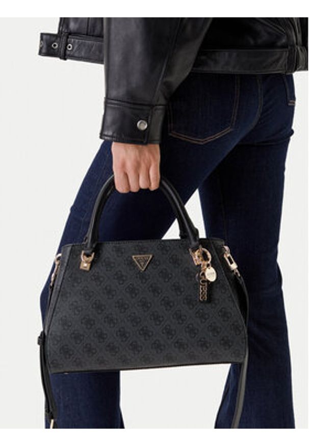 Guess Torebka Noelle II HWBG96 72070 Szary. Kolor: szary. Materiał: skórzane