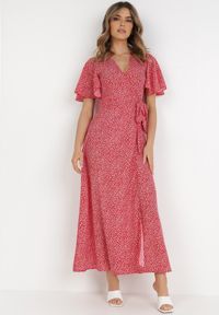 Born2be - Czerwona Sukienka Theminophe. Okazja: na co dzień. Kolor: czerwony. Materiał: wiskoza, tkanina, materiał. Wzór: kropki. Typ sukienki: proste, kopertowe, rozkloszowane. Styl: casual. Długość: maxi #6