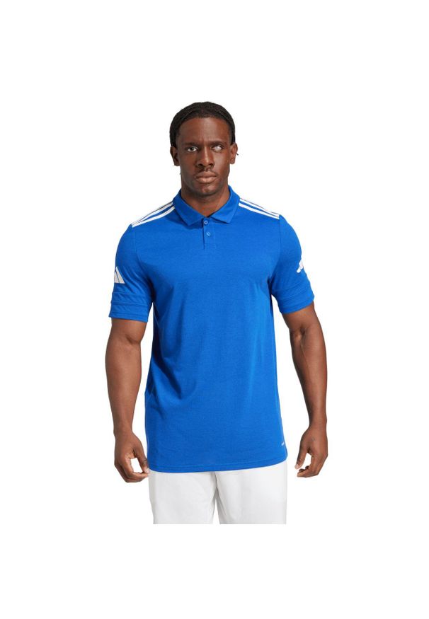 Adidas - Koszulka męska adidas Squadra 25 Polo. Typ kołnierza: polo. Kolor: biały, wielokolorowy, niebieski. Styl: sportowy