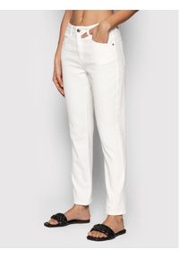 Sisley Jeansy 4ZQSLE007 Biały Slim Fit. Kolor: biały
