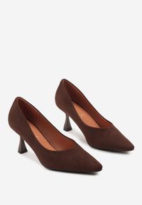 Renee - Brązowe Czółenka Vices na Obcasie Typu Klepsydra ze Skórzaną Wkładką Dedvire. Kolor: brązowy. Materiał: skóra. Obcas: na obcasie. Styl: elegancki. Wysokość obcasa: średni #3