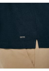 Big-Star - bluzka męska polo z długim rękawem granatowa lisser 403. Typ kołnierza: polo. Kolor: niebieski. Materiał: dresówka, bawełna, jeans, dzianina. Długość rękawa: długi rękaw. Długość: długie. Styl: klasyczny, elegancki #3
