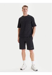 Guess Szorty sportowe Z6GD02 K2845 Czarny Regular Fit. Kolor: czarny. Materiał: syntetyk. Styl: sportowy #2