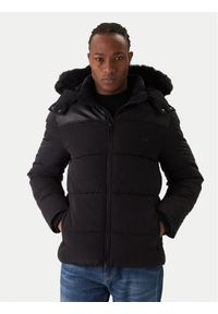 Guess Kurtka zimowa M5BL2A W2202 Czarny Regular Fit. Kolor: czarny. Materiał: syntetyk. Sezon: zima #1