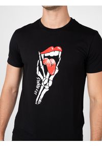 Les Hommes T-Shirt "Tongue Prank" | LBT1003700P | Mężczyzna | Czarny. Okazja: na co dzień. Kolor: czarny. Materiał: bawełna. Wzór: nadruk. Styl: casual