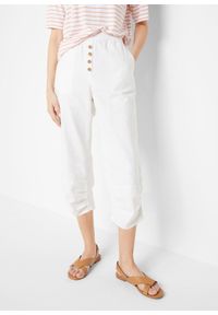 bonprix - Spodnie 7/8 z wygodnym paskiem, z materiału z lnem. Kolor: biały. Materiał: materiał, len #1