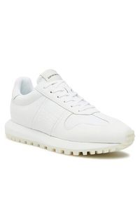 Emporio Armani Sneakersy X4X640 XN949 N499 Biały. Kolor: biały. Materiał: skóra