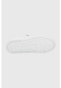 Guess sneakersy BALLINN kolor biały. Nosek buta: okrągły. Zapięcie: sznurówki. Kolor: biały. Materiał: guma #4