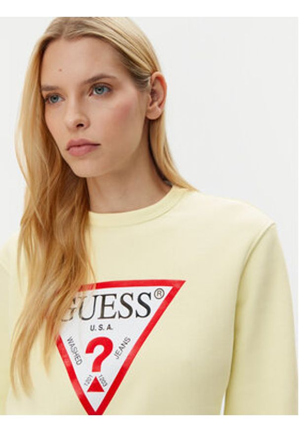 Guess Bluza W2YQ16 KBA11 Żółty Regular Fit. Kolor: żółty. Materiał: bawełna