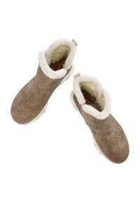 Beżowe Botki Rieker Ocieplane Buty Damskie. Kolor: beżowy. Materiał: futro, skóra. Wzór: aplikacja. Sezon: zima. Styl: elegancki