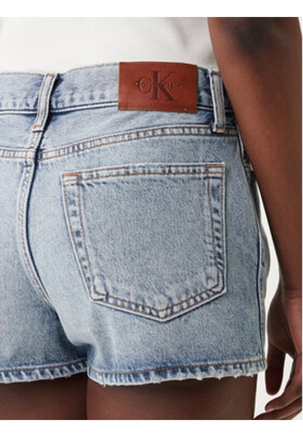 Calvin Klein Jeans Szorty jeansowe LV047F770G Niebieski Slim Fit. Kolor: niebieski. Materiał: bawełna