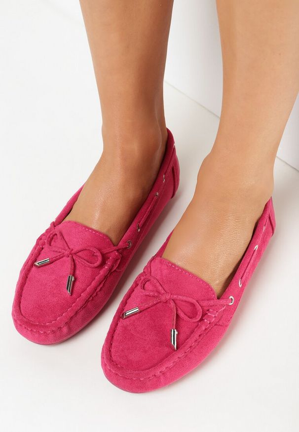 Born2be - Fuksjowe Mokasyny na Płaskiej Podeszwie z Kokardką Ariteia. Okazja: na co dzień, do pracy, na spotkanie biznesowe. Kolor: różowy. Materiał: jeans. Wzór: aplikacja. Obcas: na płaskiej podeszwie. Styl: casual, biznesowy, elegancki