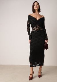 Born2be - Czarna Dopasowana Sukienka Koronkowa z Odkrytymi Ramionami i Węzłem Serehaneh. Okazja: na co dzień. Kolor: czarny. Materiał: koronka. Wzór: aplikacja. Typ sukienki: z odkrytymi ramionami. Styl: casual, elegancki #5