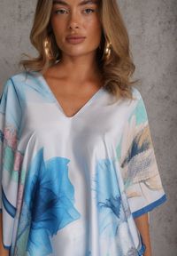 Renee - Niebieskie Ponczo z Wiskozy w Kwiatowy Print z Lamówką Twigs. Okazja: na plażę. Kolor: niebieski. Materiał: wiskoza. Wzór: nadruk, kwiaty. Styl: elegancki #3