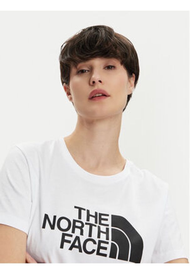 The North Face T-Shirt Easy NF0A87NA Biały Relaxed Fit. Kolor: biały. Materiał: bawełna