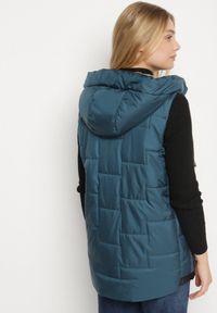 Born2be - Niebieska Pikowana Kamizelka z Kapturem i Sznurkami Imvila. Okazja: na co dzień. Typ kołnierza: kaptur. Kolor: niebieski. Materiał: jeans. Wzór: aplikacja. Styl: elegancki, casual, klasyczny #4