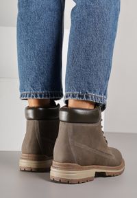 Renee - Brązowe Sznurowane Traperki w Casualowym Stylu Anavitte. Zapięcie: pasek. Kolor: brązowy. Materiał: jeans. Szerokość cholewki: normalna. Wzór: paski. Sezon: jesień