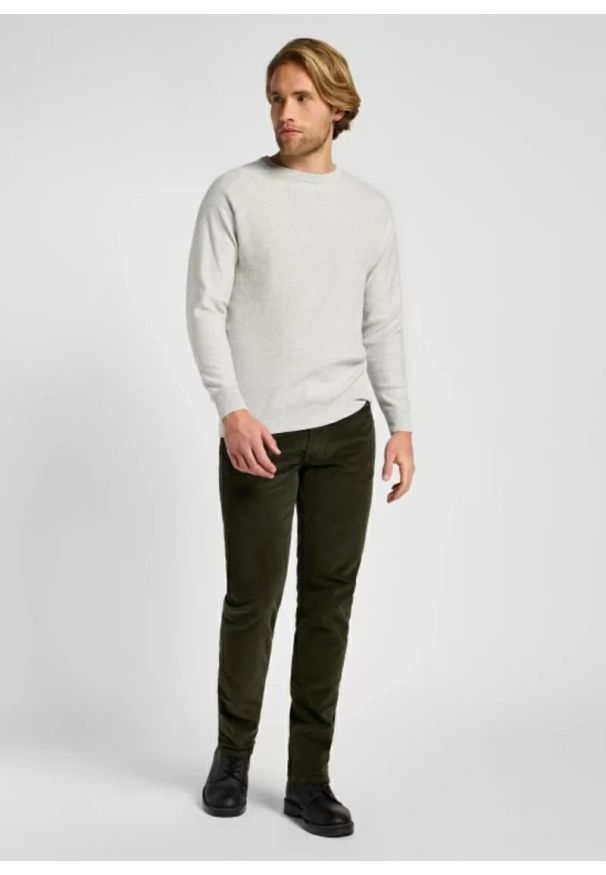 Lee - LEE MĘSKIE SPODNIE SZTRUKSOWE LEE DAREN ZIP FLY BLACK 112365814. Materiał: sztruks