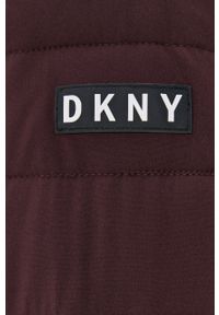 DKNY - Dkny Kurtka męska kolor fioletowy zimowa. Okazja: na co dzień. Typ kołnierza: kaptur. Kolor: fioletowy. Materiał: materiał, puch. Sezon: zima. Styl: casual #3