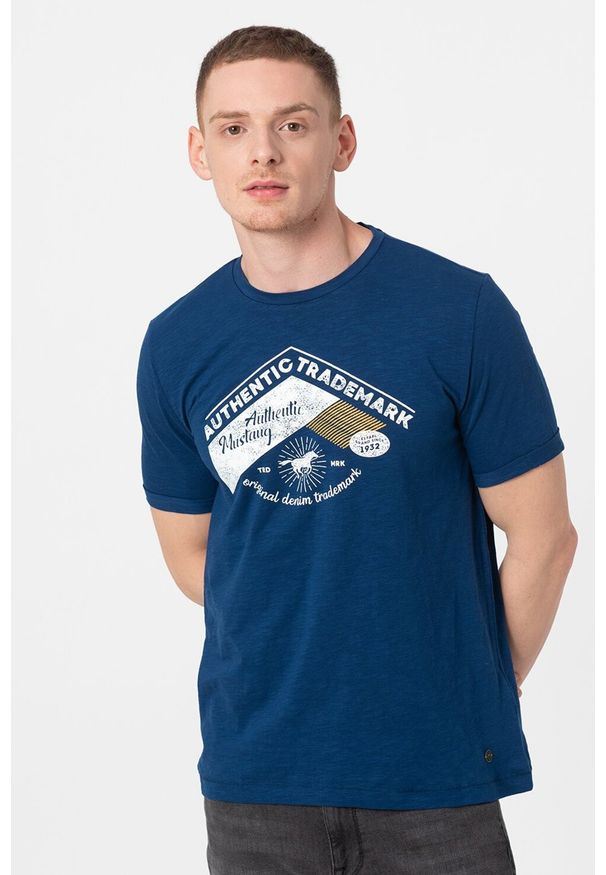 Mustang - T-SHIRT MĘSKI MUSTANG ALEX C PRINT 1009914 5335. Wzór: nadruk