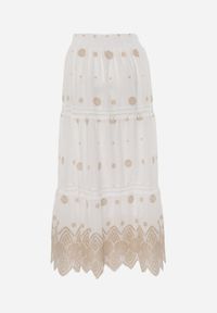 Born2be - Biało-Beżowa Spódnica Bawełniana Ozdobiona Haftami i Ażurowymi Wycięciami w Stylu Casual Kalon. Okazja: na co dzień. Kolor: beżowy. Materiał: bawełna. Długość: krótkie. Wzór: aplikacja, ażurowy, haft. Sezon: lato. Styl: casual #6