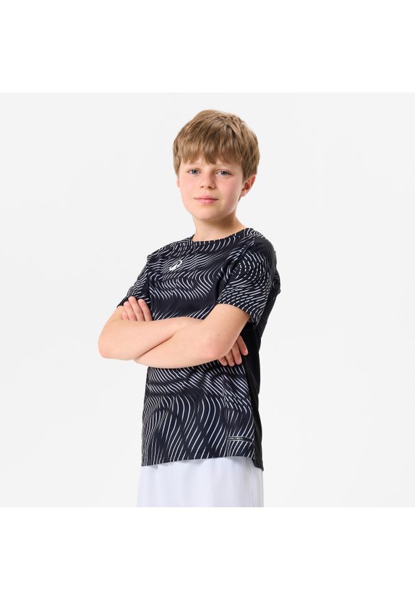 KIPSTA - Koszulka piłkarska dla dzieci Kipsta Club Wavy. Kolor: czarny, biały, wielokolorowy. Materiał: tkanina, poliester, materiał. Sezon: lato. Sport: piłka nożna