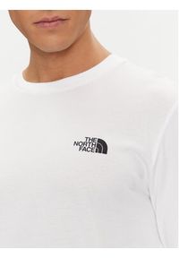 The North Face Longsleeve Simple Dome NF0A87QN Biały Regular Fit. Kolor: biały. Materiał: bawełna. Długość rękawa: długi rękaw #2