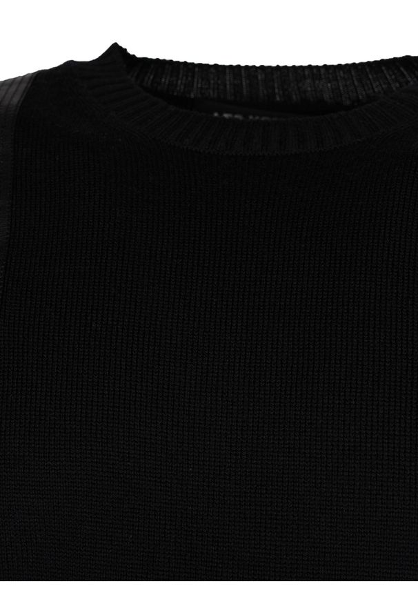 Les Hommes Sweter | LJK104-652B | Round Neck Sweater With Shoulder Detail | Mężczyzna | Czarny. Okazja: na co dzień. Kolor: czarny. Materiał: wełna. Styl: casual