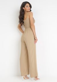 Born2be - Ciemnobeżowy Wiskozowy Kombinezon z Długimi Nogawkami na Ramiączkach Macilles. Kolor: beżowy. Materiał: wiskoza. Długość rękawa: na ramiączkach. Długość: długie #4