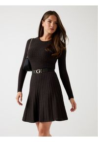 Guess Sukienka 178883 Brązowy Classic Fit. Kolor: brązowy