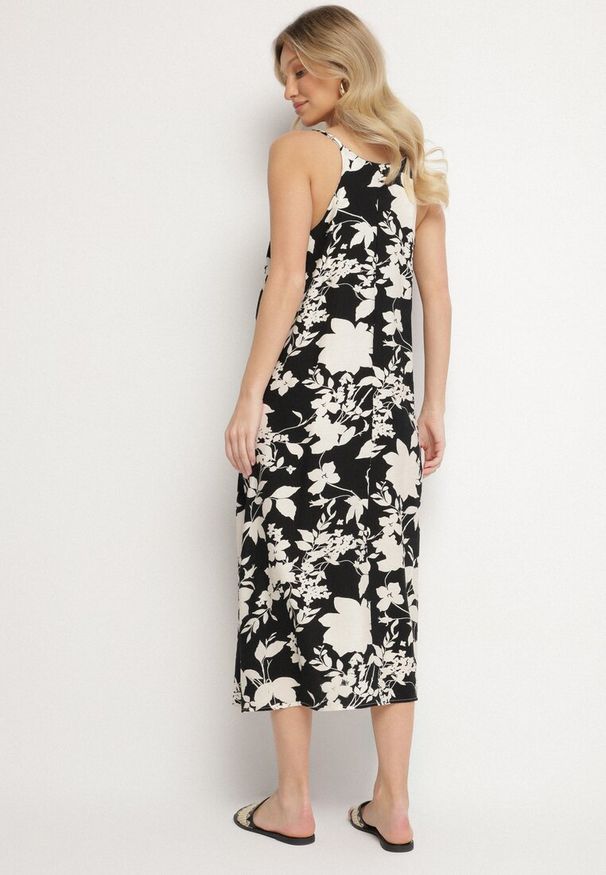 Born2be - Czarno-Kremowa Rozkloszowana Sukienka z Wiskozą w Kwiatowy Wzór Juliade. Okazja: na co dzień. Kolor: czarny. Materiał: wiskoza. Długość rękawa: na ramiączkach. Wzór: kwiaty. Sezon: lato. Styl: casual, elegancki