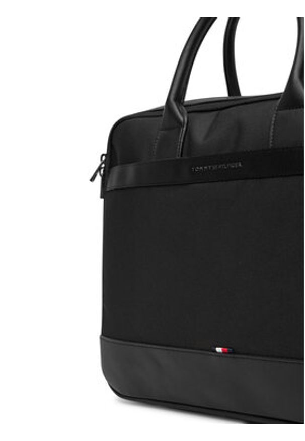 TOMMY HILFIGER - Tommy Hilfiger Torba na laptopa Th Nylon Travel Computer Bag AM0AM13470 Czarny. Kolor: czarny. Materiał: materiał
