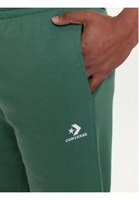Converse Spodnie dresowe U Chev Emb Fleece Pant Ft 10023873-A25 Zielony Regular Fit. Kolor: zielony. Materiał: bawełna #3
