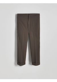 Reserved - Spodnie jogger slim fit - brązowy. Kolor: brązowy. Materiał: tkanina, wiskoza
