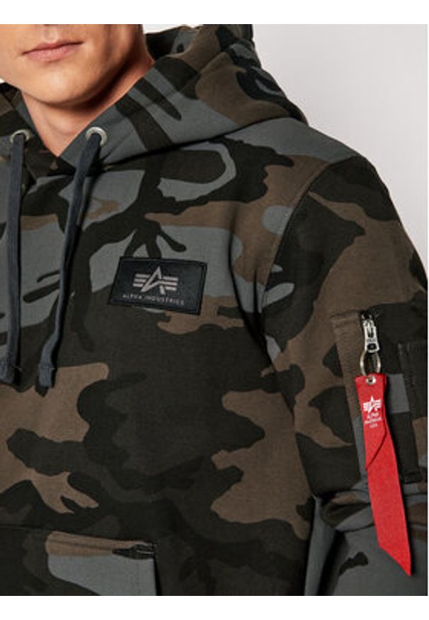 Alpha Industries Bluza Print Camo 178318C Szary Regular Fit. Kolor: szary. Materiał: bawełna. Wzór: nadruk