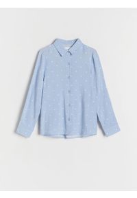 Reserved - Wiskozowa koszula w groszki - jasnoniebieski. Kolor: niebieski. Materiał: wiskoza. Wzór: grochy. Styl: klasyczny #1