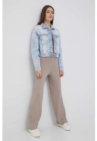 only - Only spodnie damskie kolor beżowy szerokie high waist. Stan: podwyższony. Kolor: beżowy. Materiał: dzianina