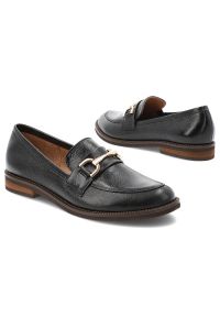 Czarne Półbuty Armodo Modne Mokasyny Damskie. Okazja: do pracy, na co dzień. Kolor: czarny. Materiał: skóra. Wzór: aplikacja. Obcas: na obcasie. Styl: klasyczny, casual, elegancki. Wysokość obcasa: niski #7