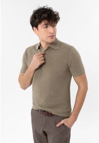 Volcano - Dzianinowe polo męskie O-LIZAR. Typ kołnierza: polo. Materiał: dzianina. Wzór: gładki. Styl: elegancki, klasyczny #1