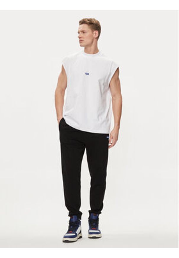 Hugo Tank top Navertz 50509773 Biały Regular Fit. Kolor: biały. Materiał: bawełna