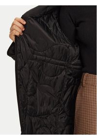 Deha Płaszcz zimowy D12833 Czarny Relaxed Fit. Kolor: czarny. Materiał: syntetyk. Sezon: zima