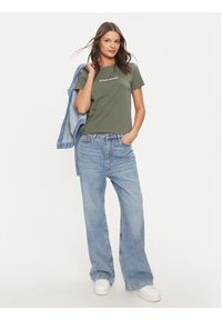Guess Jeans T-Shirt W4YI03 J1314 Khaki Slim Fit. Kolor: brązowy. Materiał: bawełna #4