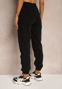 Renee - Czarne Dresowe Spodnie z Bawełną High Waist Wykończone w Pasie Gumką Ekadela. Stan: podwyższony. Kolor: czarny. Materiał: bawełna, dresówka #3
