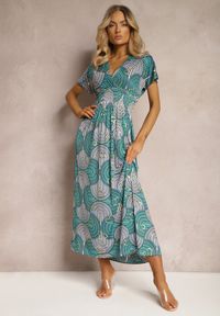 Renee - Zielona Sukienka z Wiskozy w Stylu Boho z Krótkim Rękawem i Gumką w Talii Urisa. Kolor: zielony. Materiał: wiskoza. Długość rękawa: krótki rękaw. Sezon: lato. Styl: boho #5