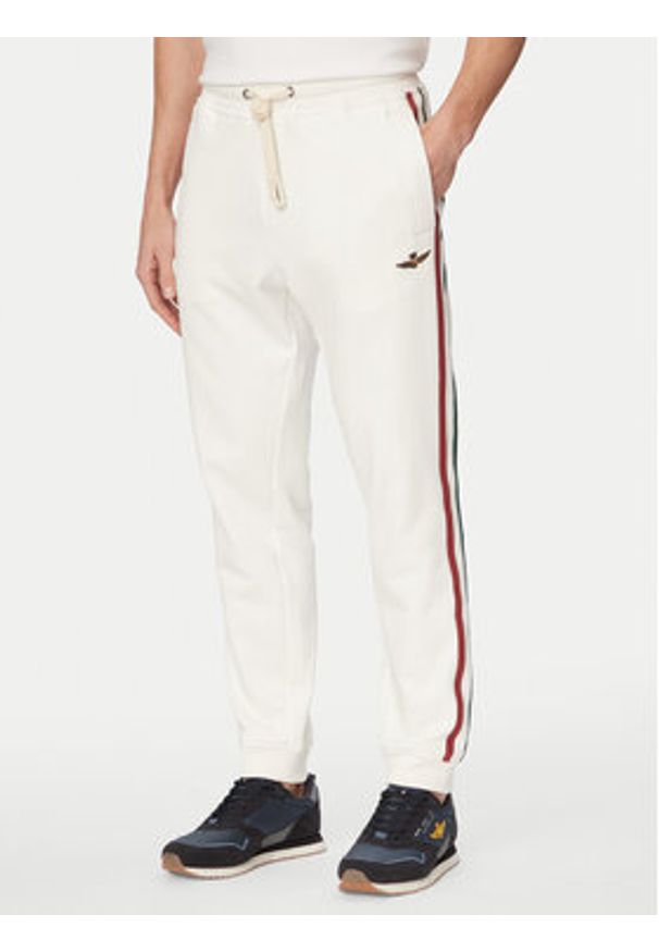 Aeronautica Militare Dres 261TF0107UF00677 Biały Regular Fit. Kolor: biały. Materiał: bawełna