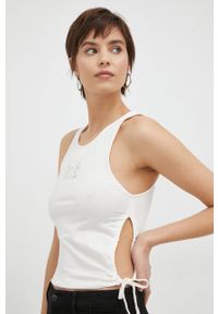 Calvin Klein Jeans top damski kolor biały. Kolor: biały. Długość rękawa: na ramiączkach. Wzór: nadruk #1